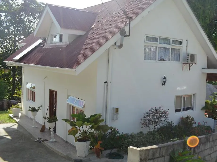 Touchdown Villa Pointe La Rue Seychelles
