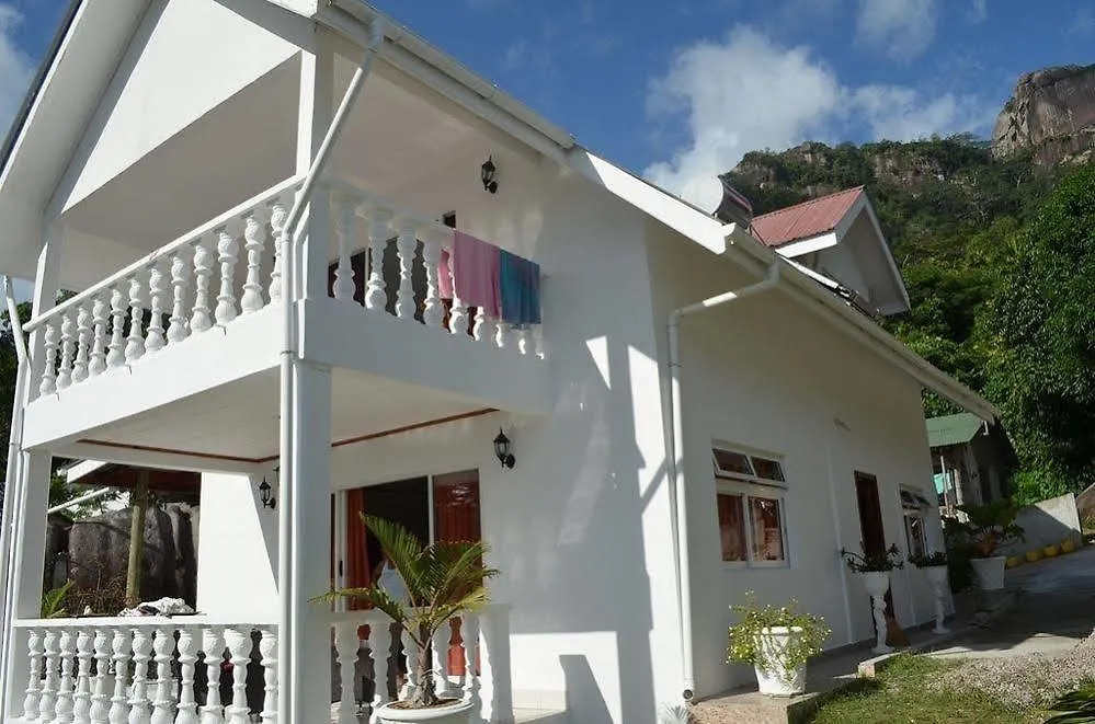 Touchdown Villa Pointe La Rue 0*,  Seychelles